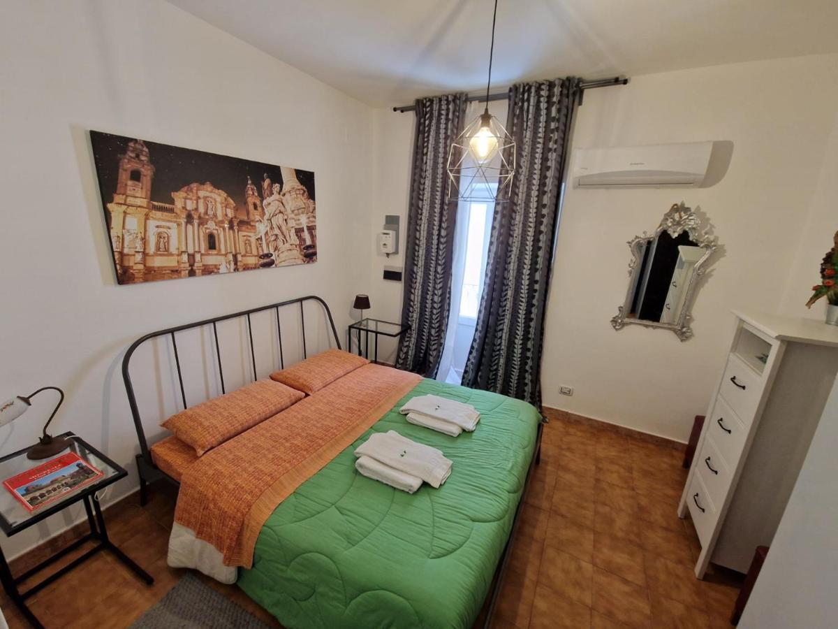 Ferienwohnung N21 Palermo Exterior foto